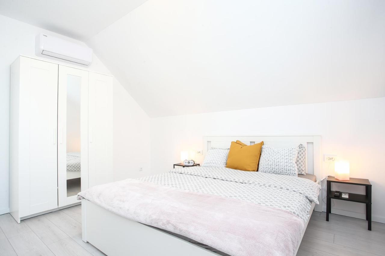White Rooms Arena Ζάγκρεμπ Εξωτερικό φωτογραφία